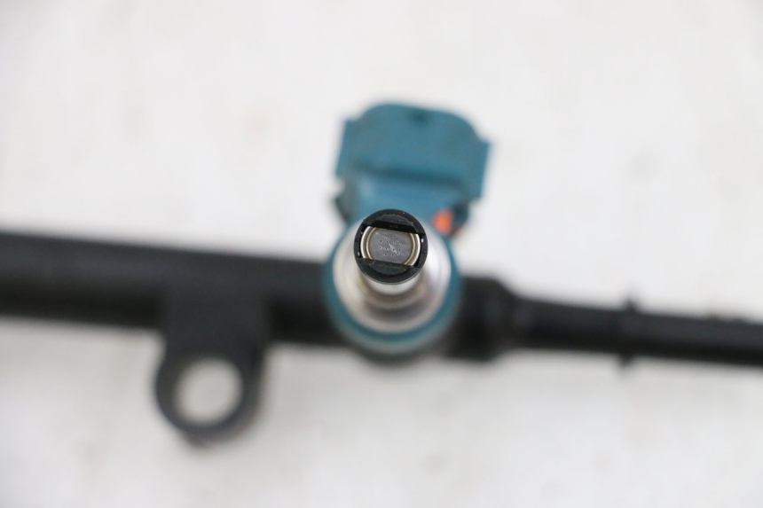 photo de EINSPRITZVENTILE YAMAHA MT-07 MT07 ABS 700 (2018 - 2020) - Zoom auf Gebrauchszustand