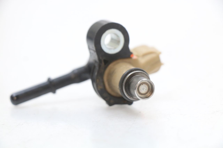 photo de EINSPRITZVENTILE MBK MW TRYPTIK 125 (2014 - 2016) - Detailansicht des Bauteils