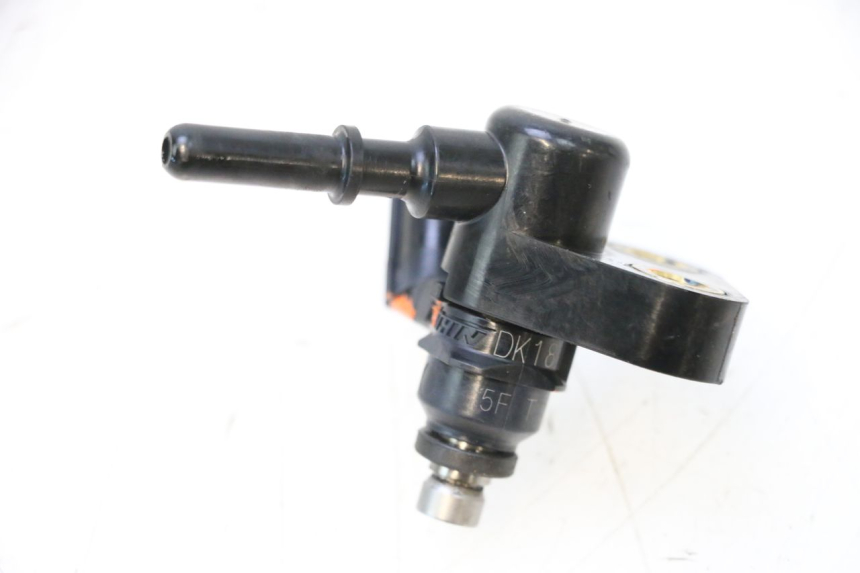 photo de EINSPRITZVENTILE HONDA PCX (JF57/JF64) 125 (2014 - 2018) - Detailansicht des Bauteils