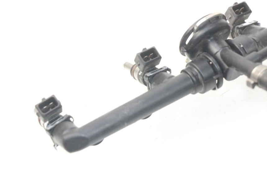 photo de EINSPRITZVENTILE BMW S RR ABS S1000RR 1000 (2009 - 2011) - Zoom auf Komponenten