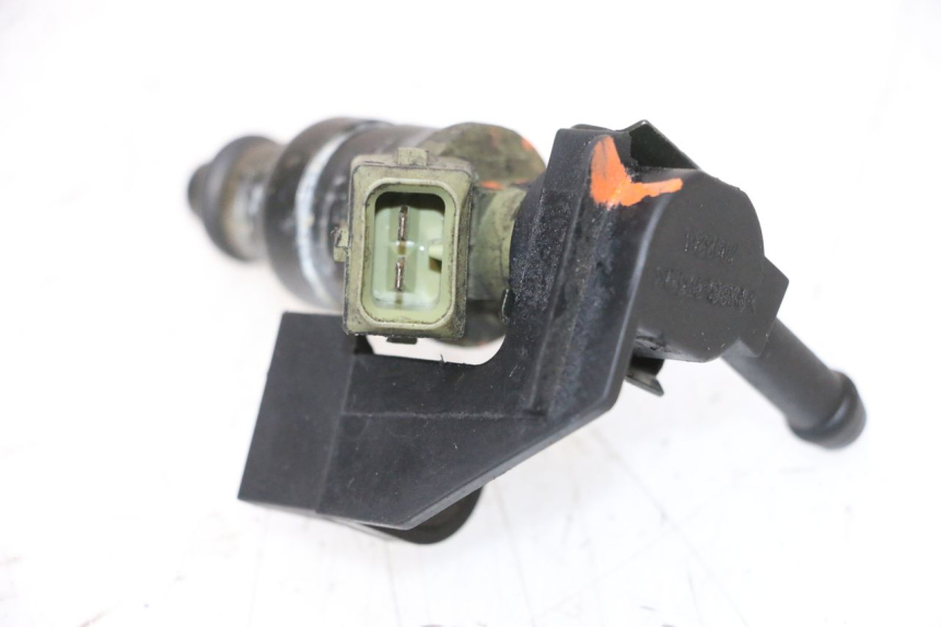 photo de EINSPRITZVENTILE PEUGEOT SATELIS COMPRESSOR K15 125 (2006 - 2009) - Zoom auf Gebrauchszustand