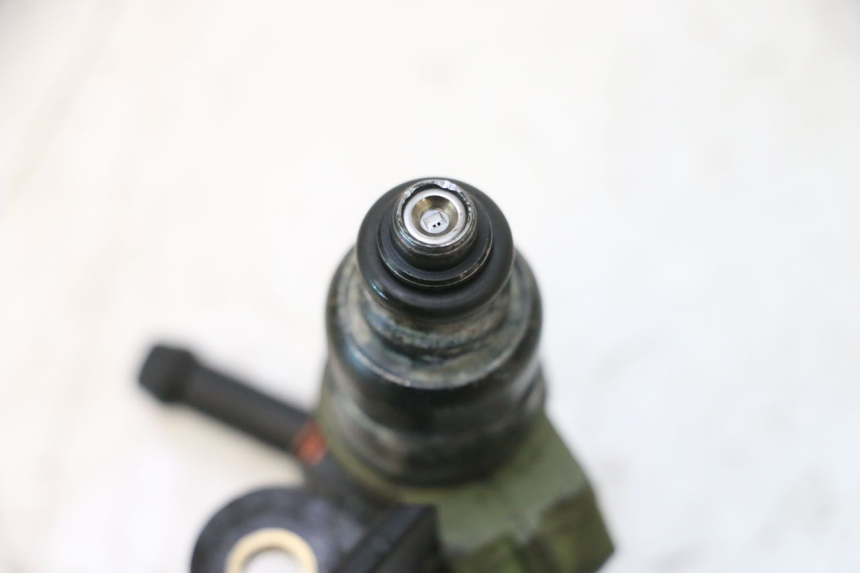 photo de EINSPRITZVENTILE PEUGEOT SATELIS COMPRESSOR K15 125 (2006 - 2009) - Technische Nahaufnahme