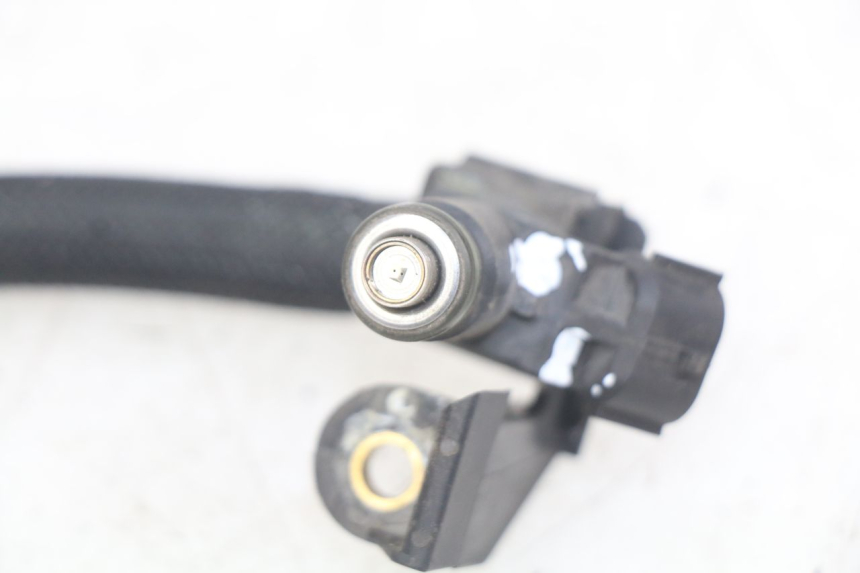 photo de EINSPRITZDüSE PEUGEOT SATELIS 125 (2006 - 2009) - Technische Nahaufnahme