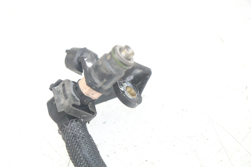 photo de EINSPRITZDüSE PEUGEOT SATELIS 125 (2006 - 2009) - Oberflächenzustand und Material