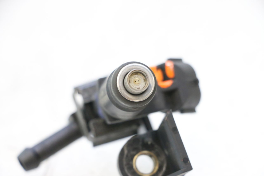 photo de EINSPRITZDüSE PEUGEOT SATELIS 125 (2006 - 2009) - Zoom auf Gebrauchszustand
