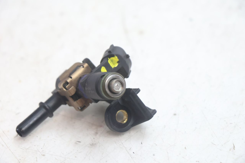 photo de EINSPRITZVENTILE PEUGEOT SATELIS 125 (2013 - 2018) - Technische Nahaufnahme