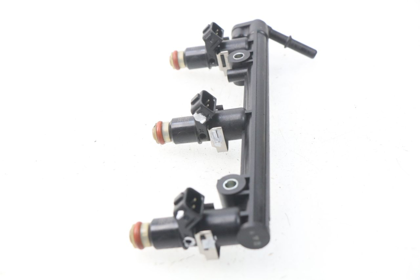 photo de EINSPRITZVENTILE TRIUMPH SPRINT ST ABS 1050 (2005 - 2007) - Zoom auf Gebrauchszustand