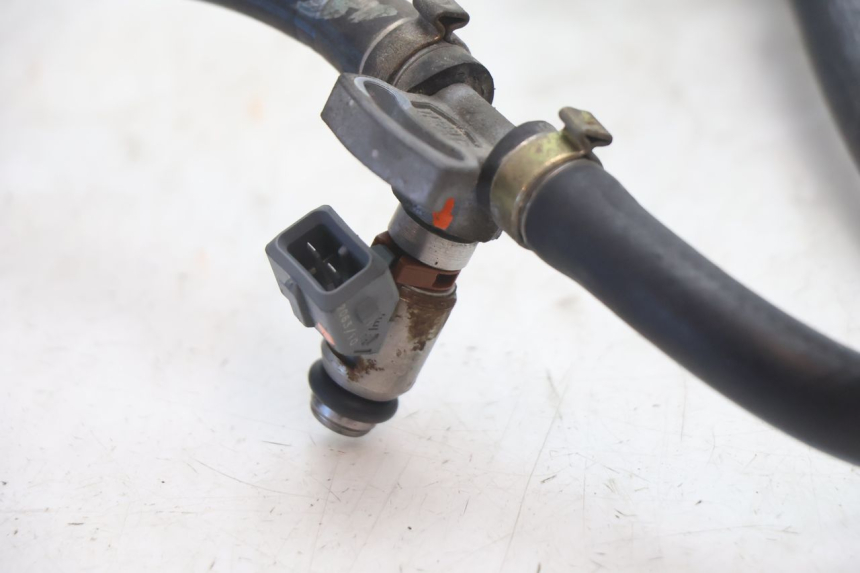photo de EINSPRITZVENTILE DUCATI SS IE DS CARENEE 1000 (2002 - 2006) - Detailansicht des Bauteils