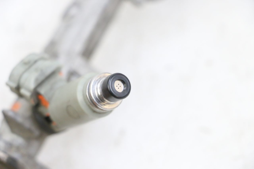 photo de EINSPRITZVENTILE YAMAHA TDM ABS 900 (2002 - 2014) - Alternative Perspektive