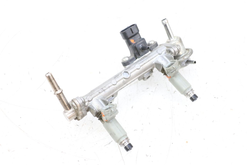 photo de EINSPRITZVENTILE YAMAHA TDM ABS 900 (2002 - 2014) - Hauptansicht