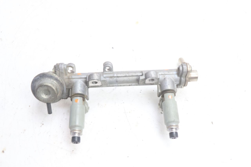 photo de EINSPRITZVENTILE YAMAHA TDM ABS 900 (2002 - 2014) - Technische Nahaufnahme