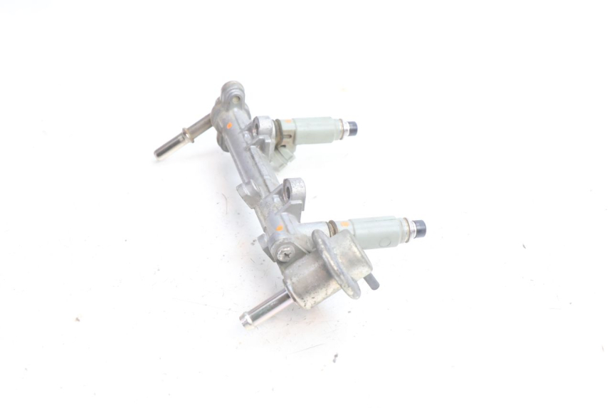 photo de EINSPRITZVENTILE YAMAHA TDM ABS 900 (2002 - 2014) - Details der Befestigungspunkte