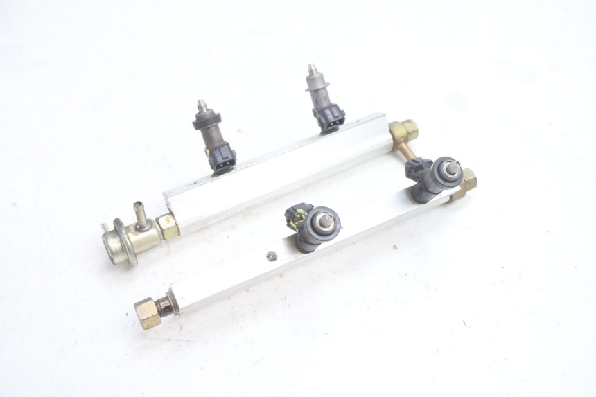 photo de EINSPRITZVENTILE HONDA VFR FI RC46 800 (1998 - 2001) - Oberflächenzustand und Material