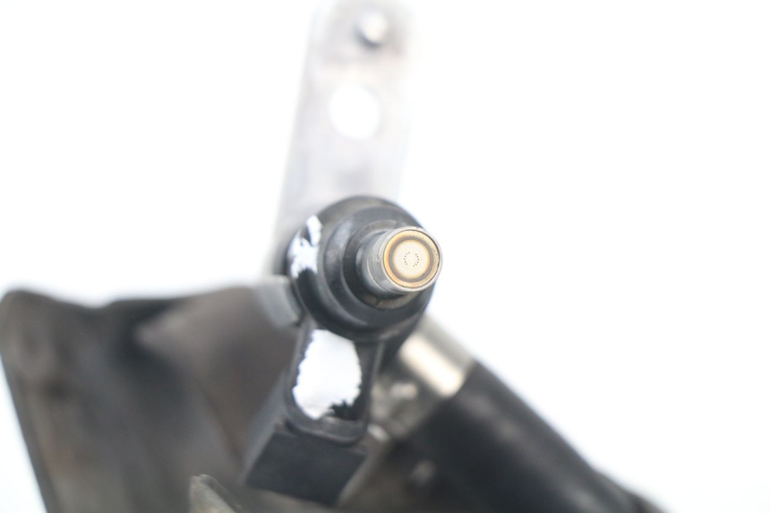 photo de EINSPRITZVENTILE KYMCO X-CITING XCITING 400 (2014 - 2018) - Zoom auf Gebrauchszustand