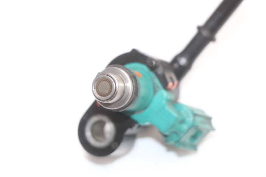 photo de EINSPRITZDüSE YAMAHA XMAX X-MAX ABS 125 (2017 - 2020) - Technische Nahaufnahme