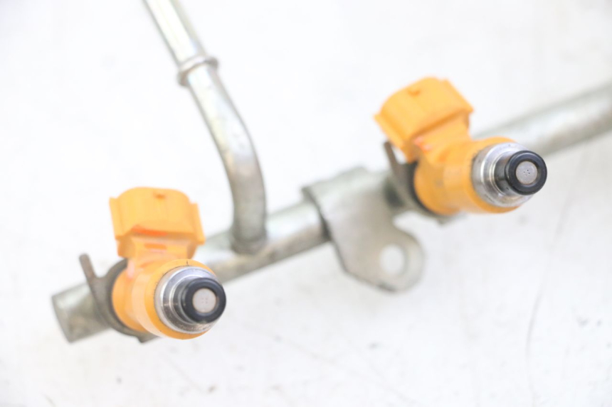 photo de EINSPRITZVENTILE YAMAHA XJ6 ABS 600 (2008 - 2016) - Zoom auf Gebrauchszustand