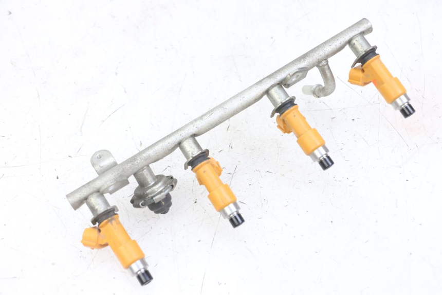 photo de EINSPRITZVENTILE YAMAHA XJ6 ABS 600 (2008 - 2016) - Oberflächenzustand und Material