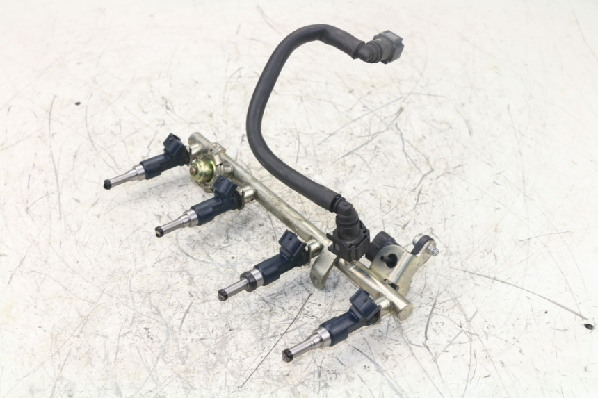 photo de EINSPRITZVENTILE YAMAHA FZ1 FAZER 1000 (2007 - 2009) - Alternative Perspektive