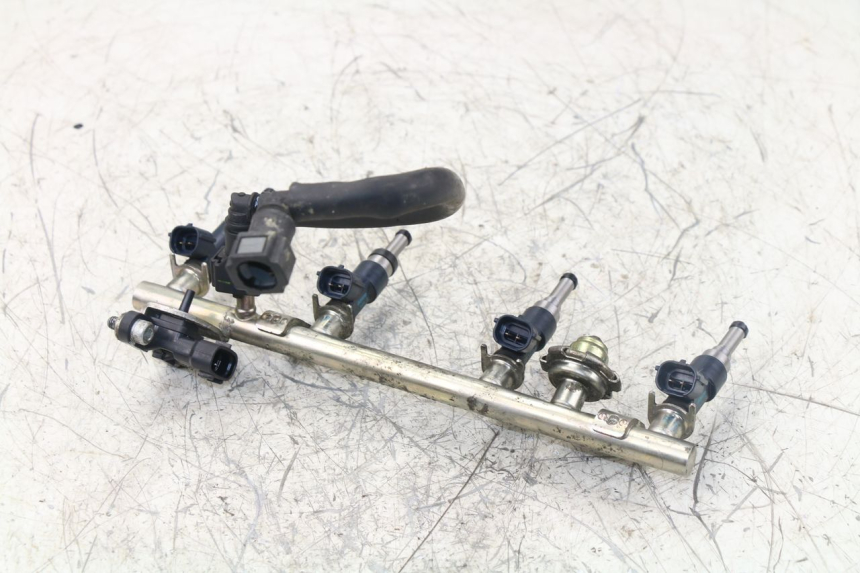 photo de EINSPRITZVENTILE YAMAHA FZ1 FAZER 1000 (2007 - 2009) - Technische Nahaufnahme