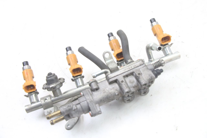 photo de EINSPRITZVENTILE YAMAHA FZ6 FAZER S2 600 (2007 - 2011) - Alternative Perspektive