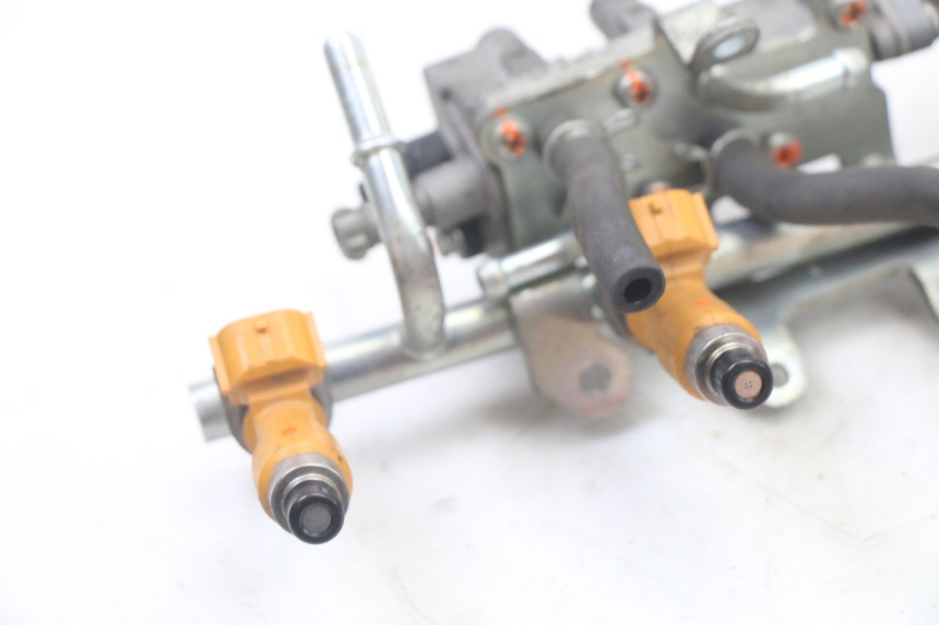 photo de EINSPRITZVENTILE YAMAHA FZ6 FAZER S2 600 (2007 - 2011) - Gesamtansicht des Produkts