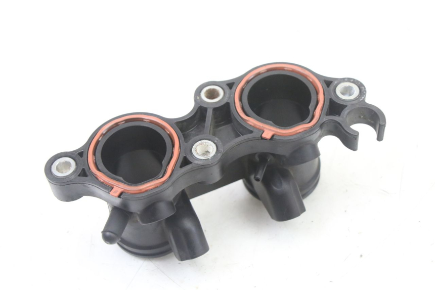 photo de EINSPRITZVENTILE YAMAHA YP T-MAX TMAX 530 (2017 - 2020) - Oberflächenzustand und Material