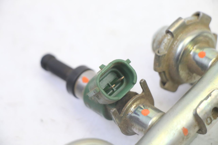 photo de EINSPRITZVENTILE YAMAHA YFM GRIZZLY 550 (2008 - 2015) - Zoom auf Gebrauchszustand