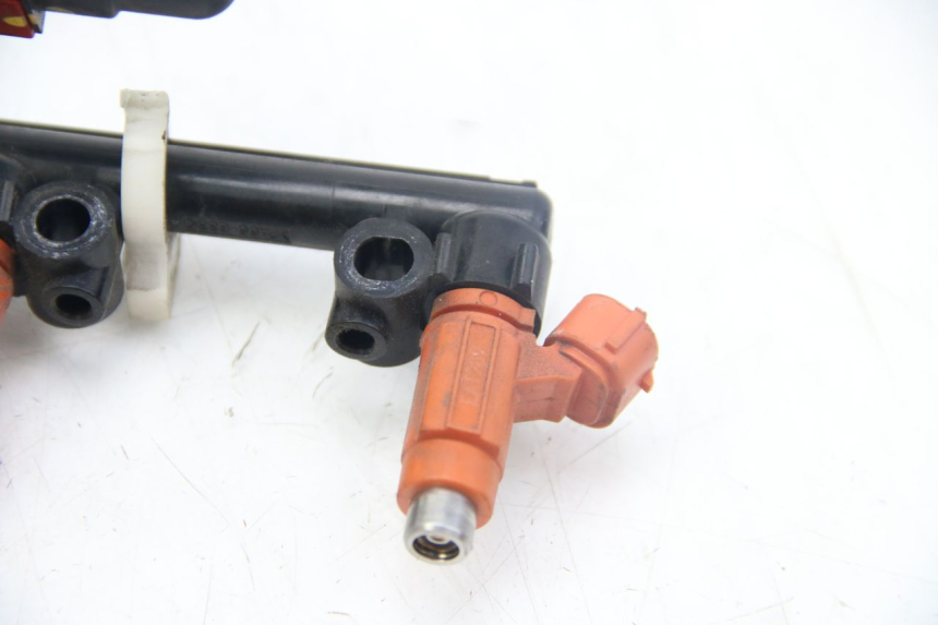 photo de EINSPRITZDüSE KAWASAKI Z ABS 1000 (2014 - 2020) - Zoom auf Gebrauchszustand