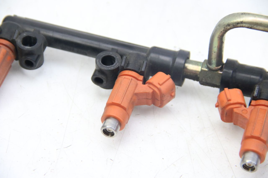 photo de EINSPRITZDüSE KAWASAKI Z ABS 1000 (2014 - 2020) - Technische Nahaufnahme