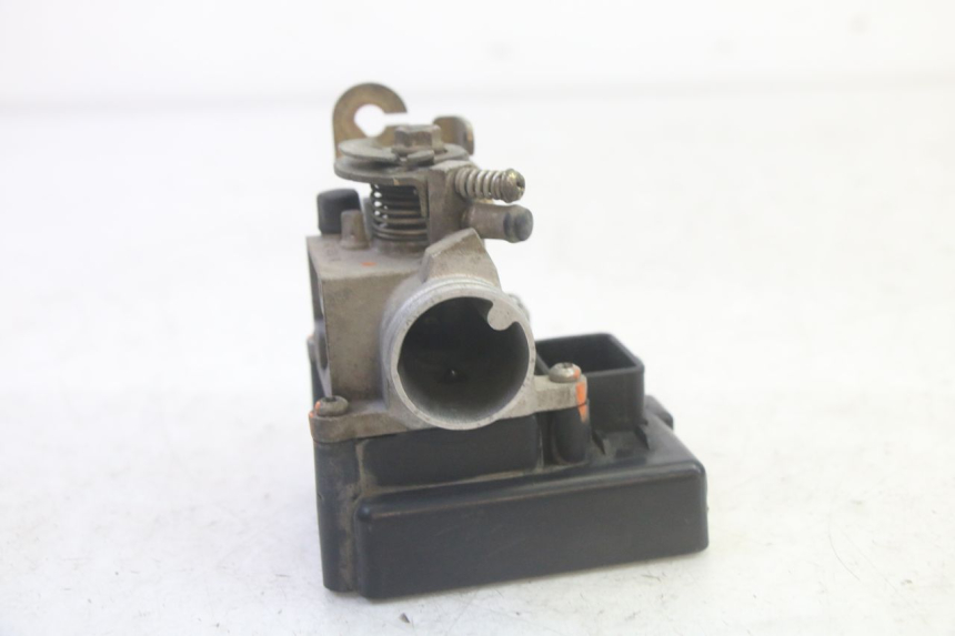 photo de EINSPRITZUNG KYMCO AGILITY 16+ 4T 50 (2018 - 2023) - Alternative Perspektive