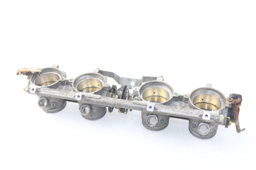 photo de EINSPRITZANLAGE MV AGUSTA BRUTALE R WALLY 910 (2008 - 2008) - Zoom auf Gebrauchszustand