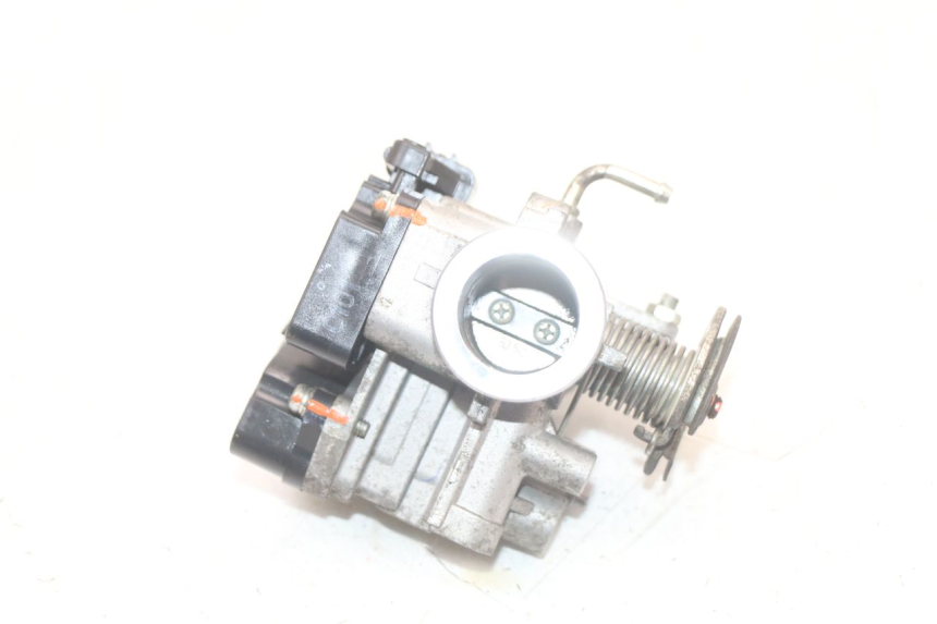 photo de EINSPRITZUNG YAMAHA BW'S BWS 125 (2010 - 2013) - Details der Befestigungspunkte