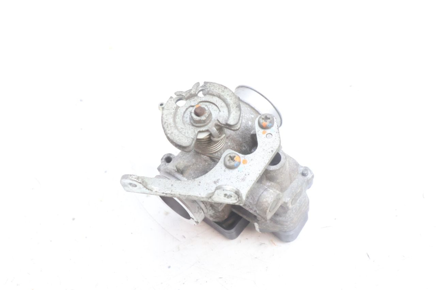 photo de EINSPRITZUNG YAMAHA BW'S BWS 125 (2010 - 2013) - Oberflächenzustand und Material