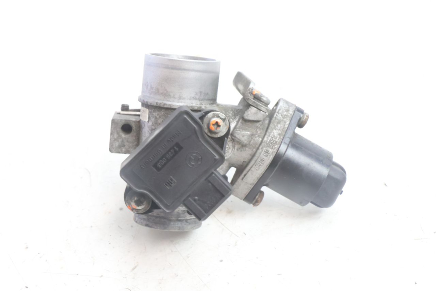 photo de INJEKTION BMW C1 125 (2000 - 2003) - Details der Befestigungspunkte