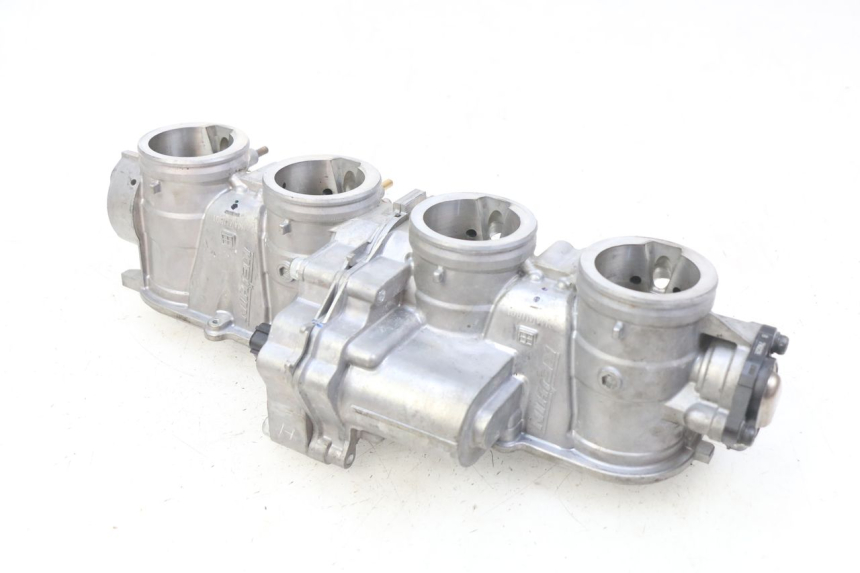 photo de INJEKTION HONDA CB R 1000 (2018 - 2023) - Alternative Perspektive