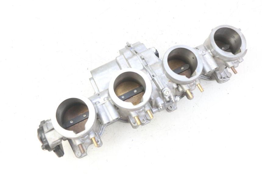 photo de INJEKTION HONDA CB R 1000 (2018 - 2023) - Technische Nahaufnahme