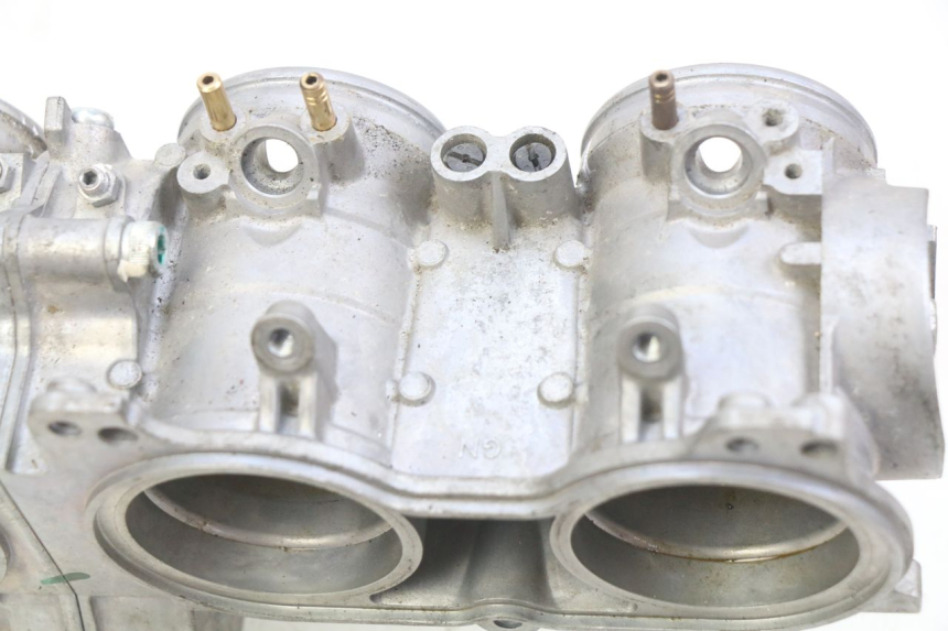 photo de INJEKTION HONDA CB R 1000 (2018 - 2023) - Kennzeichnungen und Originalreferenzen