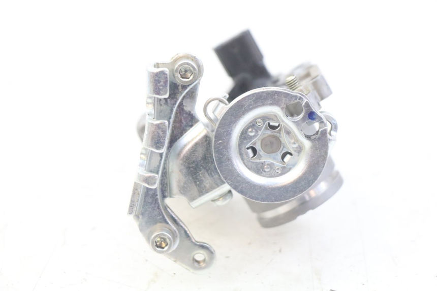 photo de INJEKTION HONDA CRF CR-F 125 (2022 - 2023) - Details der Befestigungspunkte