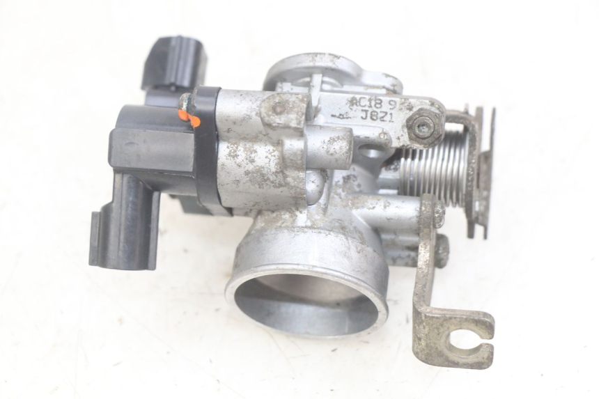 photo de INJEKTION PEUGEOT DJANGO 4T 50 (2014 - 2019) - Alternative Perspektive