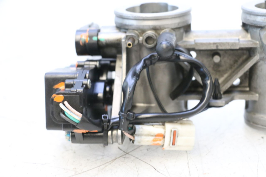 photo de EINSPRITZANLAGE KAWASAKI ER-6 ER6 F ABS 650 (2012 - 2016) - Zoom auf Komponenten