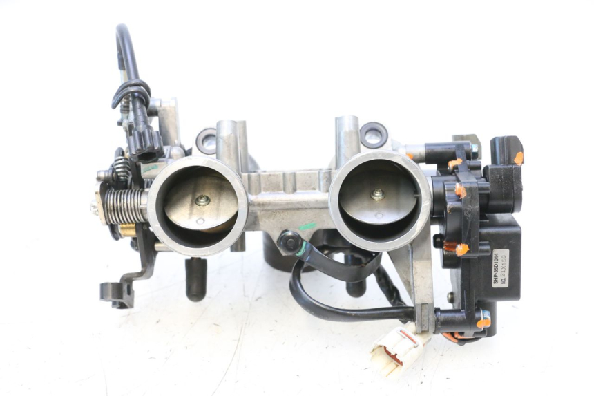 photo de EINSPRITZANLAGE KAWASAKI ER-6 ER6 F ABS 650 (2012 - 2016) - Details der Befestigungspunkte