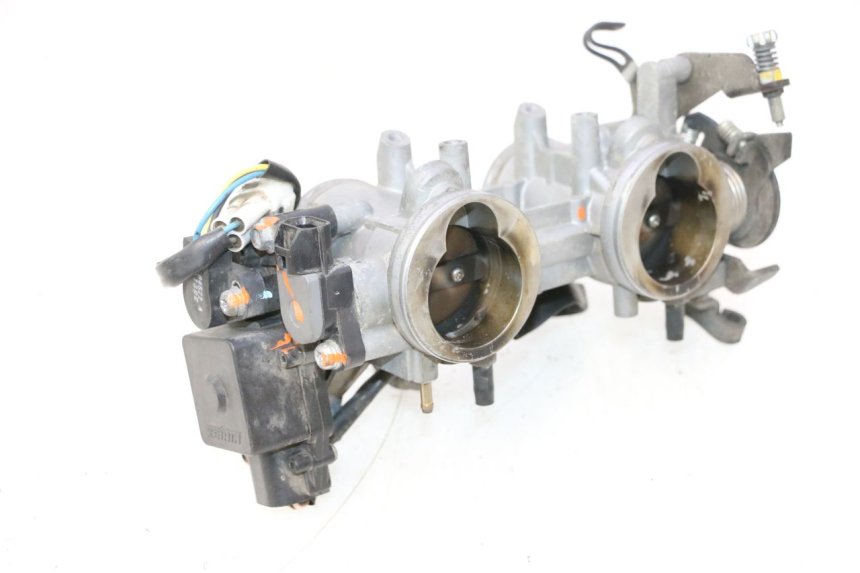 photo de EINSPRITZANLAGE KAWASAKI ER-6 ER6 N 650 (2005 - 2009) - Zoom auf Gebrauchszustand