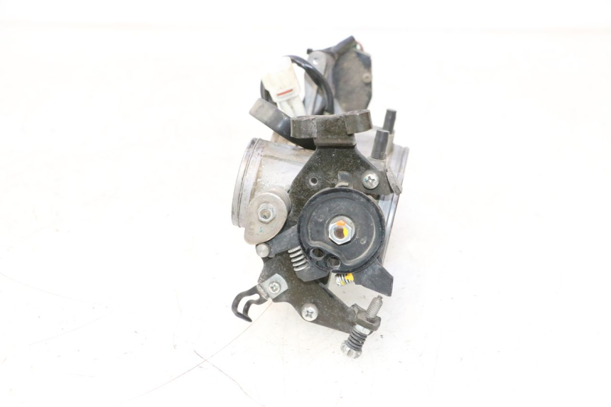 photo de EINSPRITZANLAGE KAWASAKI ER-6 ER6 N 650 (2005 - 2009) - Oberflächenzustand und Material