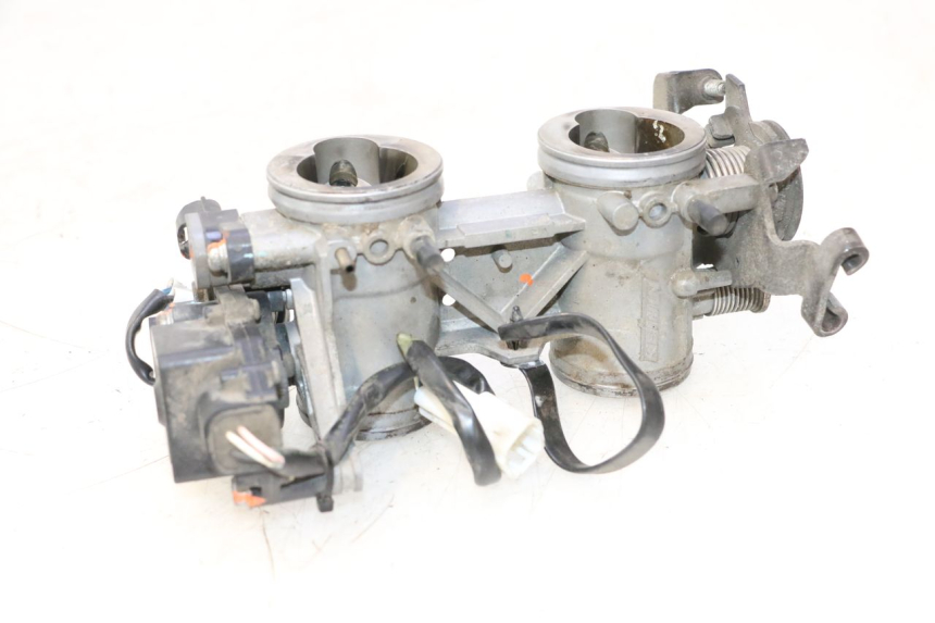 photo de EINSPRITZANLAGE KAWASAKI ER-6 ER6 N 650 (2005 - 2009) - Kennzeichnungen und Originalreferenzen