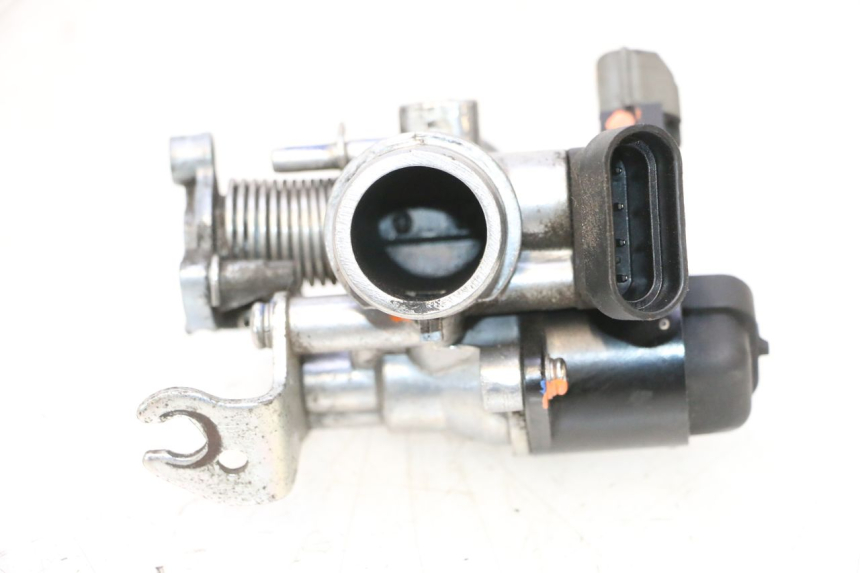 photo de EINSPRITZUNG KEEWAY F-ACT FACT EVO 50 (2020 - 2026) - Details der Befestigungspunkte