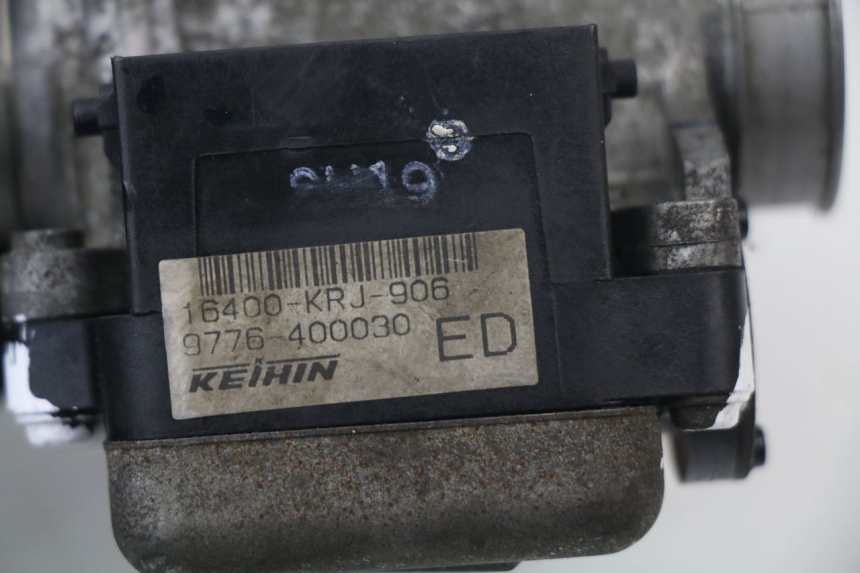 photo de EINSPRITZANLAGE HONDA FES PANTHEON 125 (2003 - 2007) - Detailansicht des Bauteils