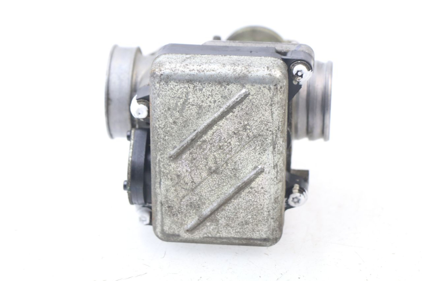 photo de EINSPRITZANLAGE HONDA FES PANTHEON 125 (2003 - 2007) - Zoom auf Gebrauchszustand