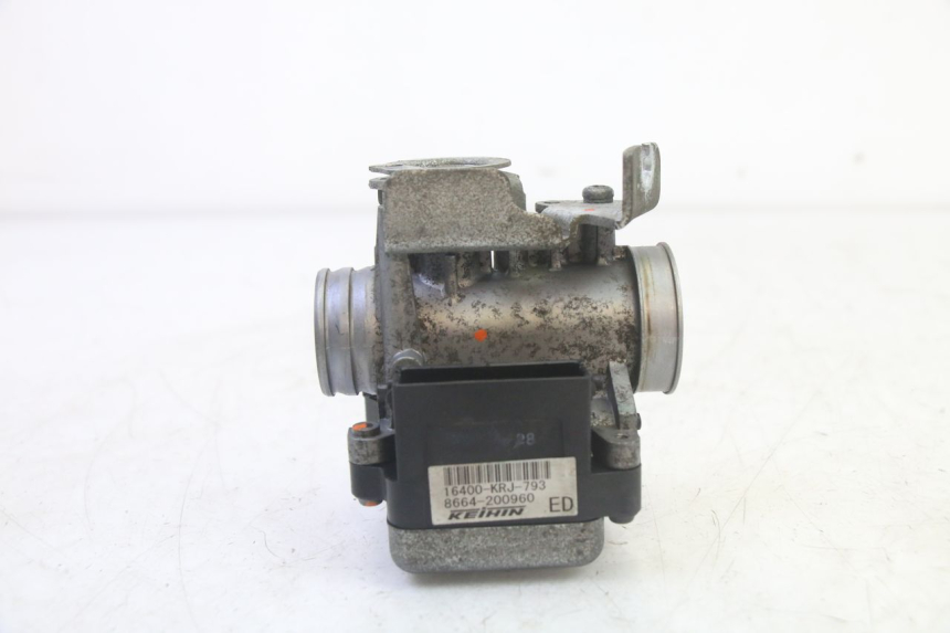 photo de INJECTION HONDA FES S-WING SWING ABS 125 (2007 - 2015) - Zoom auf Gebrauchszustand