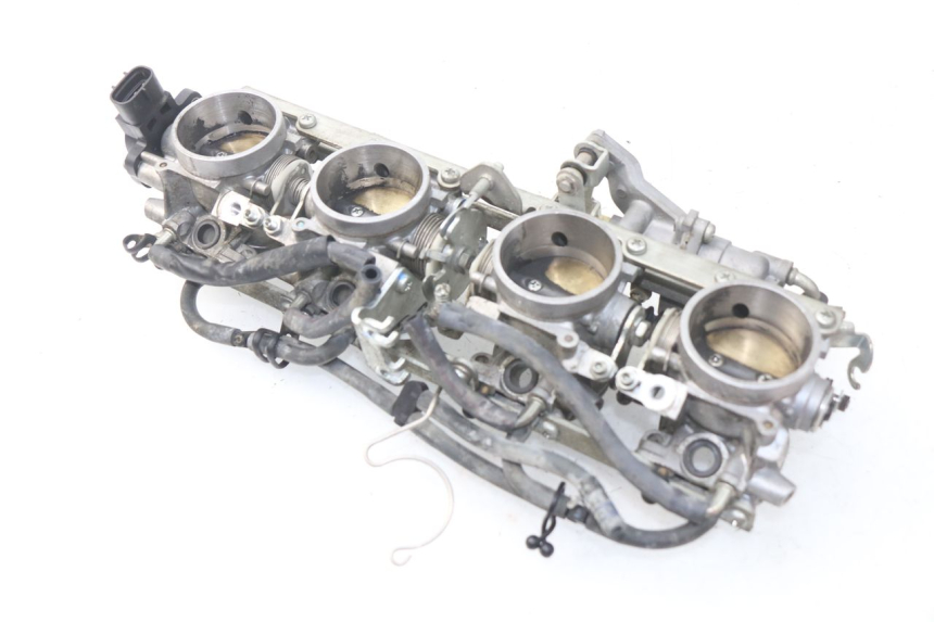 photo de INJEKTION YAMAHA FJR ABS 1300 (2006 - 2012) - Technische Nahaufnahme