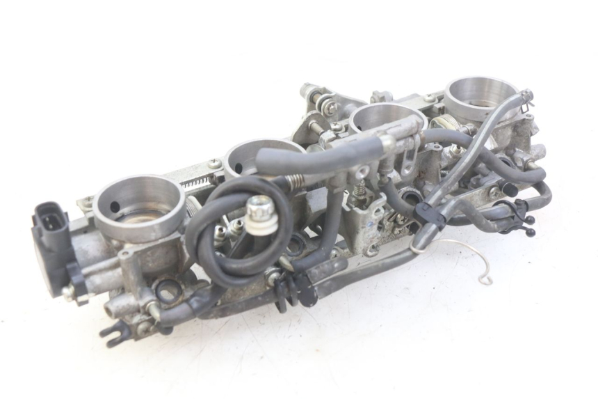 photo de INJEKTION YAMAHA FJR ABS 1300 (2006 - 2012) - Oberflächenzustand und Material